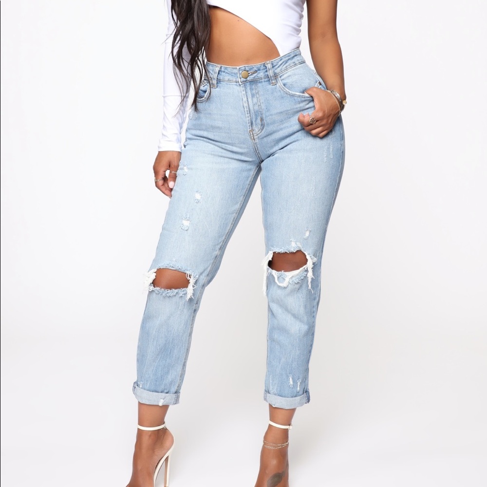 Fashion Nova Stressed out Boyfriend jeans